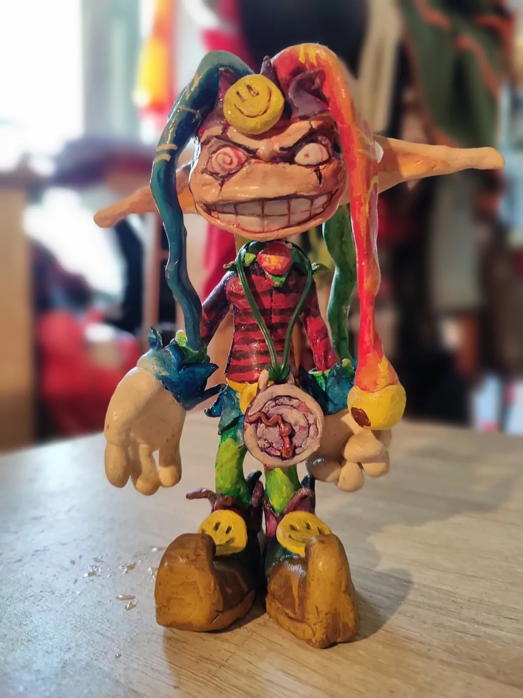 une zolie sculpture « Figurine Joke » que j'ai biloutée en 2008